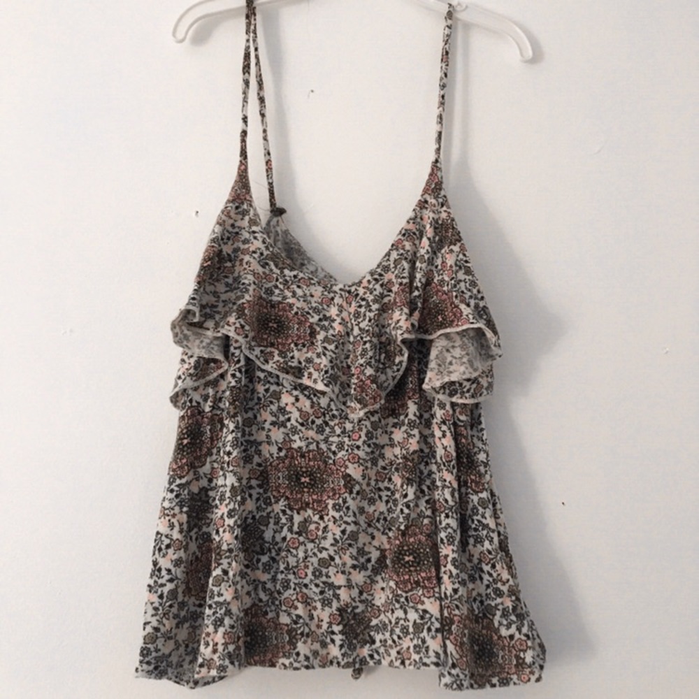Pink and white floral crop tank top